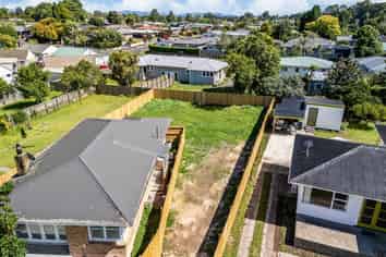 15A Keats Crescent, Enderley