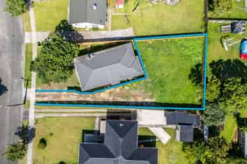 15A Keats Crescent, Enderley