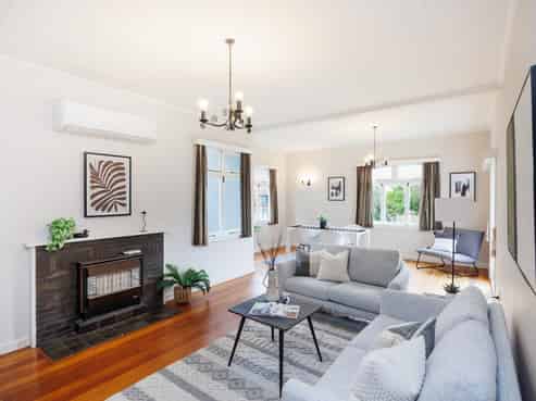 859 Main Street, Roslyn