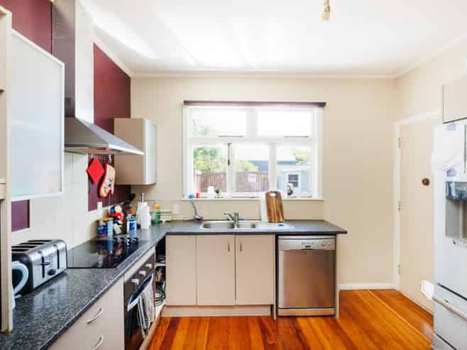 859 Main Street, Roslyn