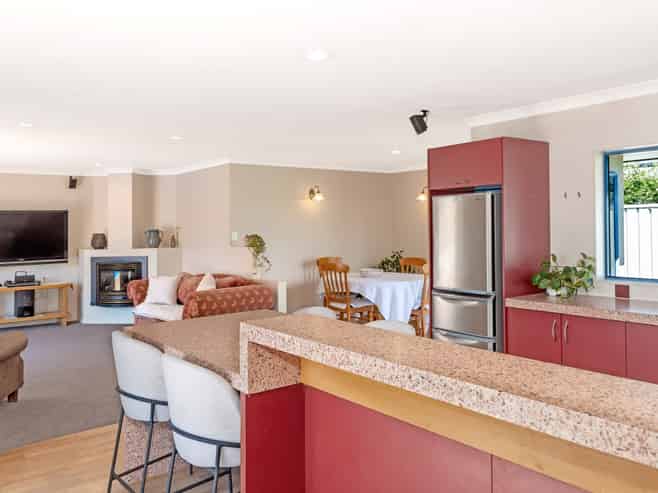 116 Potae Avenue, Lytton West