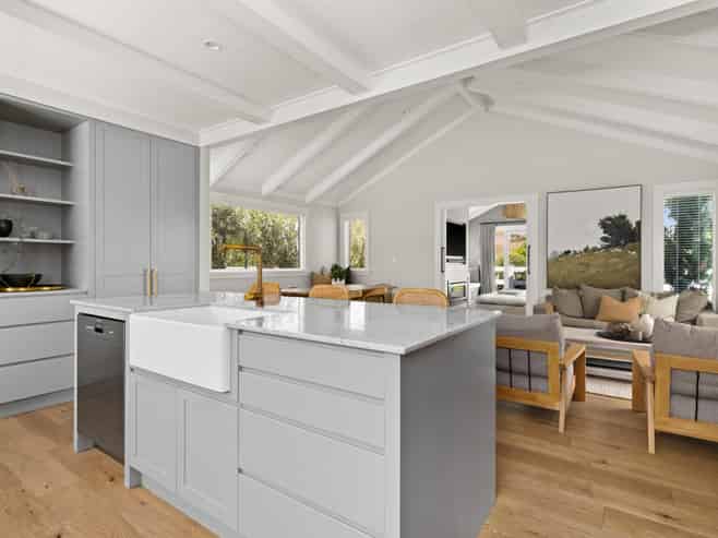 12 Taruna Place, Havelock North