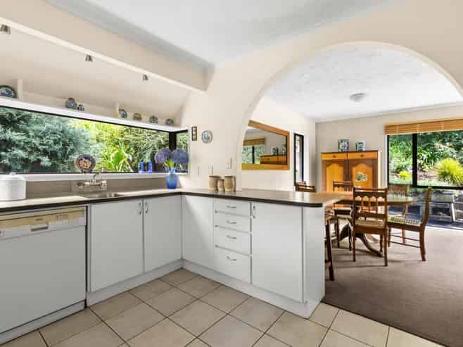 4 Te Mata Peak Road, Havelock North