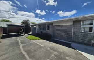 2/43 Eastling Street, Bishopdale