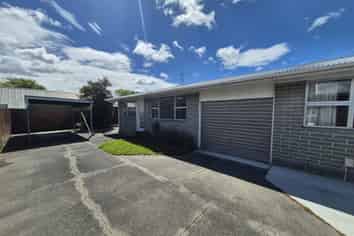 2/43 Eastling Street, Bishopdale