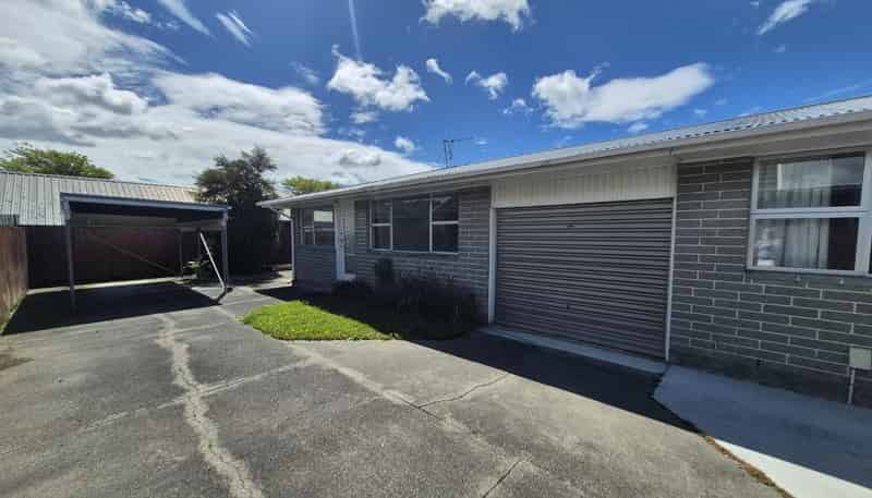 2/43 Eastling Street, Bishopdale