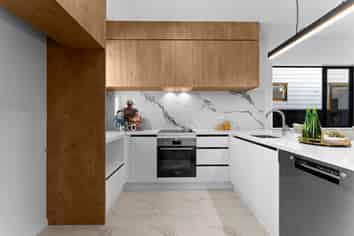 11 Greenbrier Street, Westgate