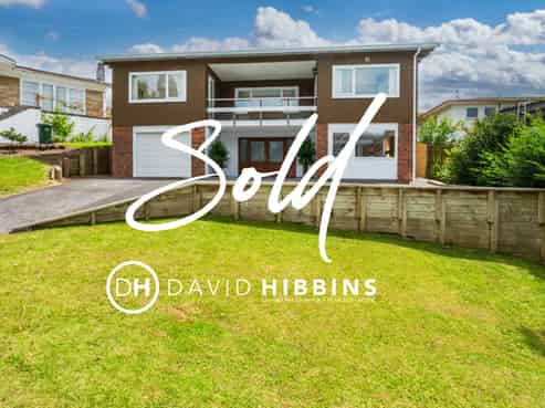 10 Woodcote Drive, Glenfield