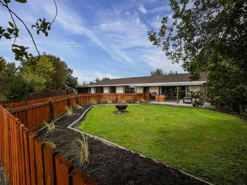 6 Redwood Place, Oxford