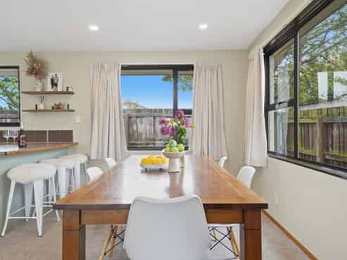 6 Redwood Place, Oxford