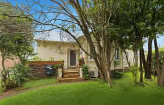 906 Mount Eden Road, Three Kings