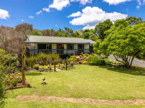 40 Ridge Road, Oneroa