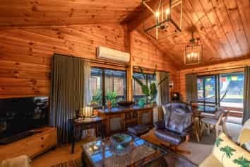 40 Ridge Road, Oneroa