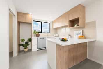 36 Longburn Road, Henderson