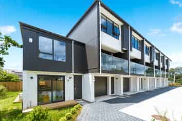 36 Longburn Road, Henderson