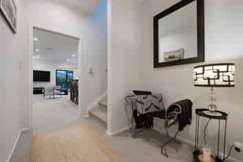 117 Flat Bush School Road, Flat Bush