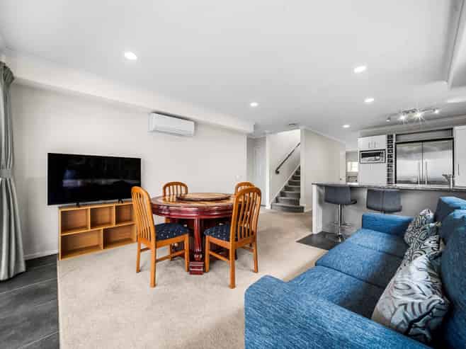 5 Viera Drive, Flat Bush