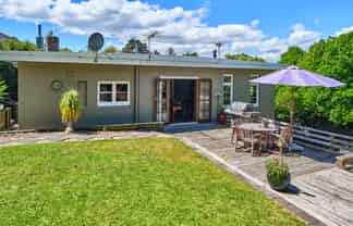 1 Victory Crescent, Tawa
