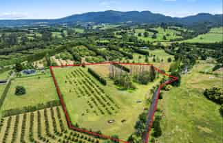 30B Thompsons Track, Aongatete