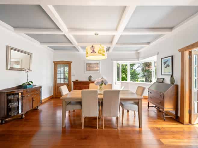 12 Sunshine Avenue, Karori