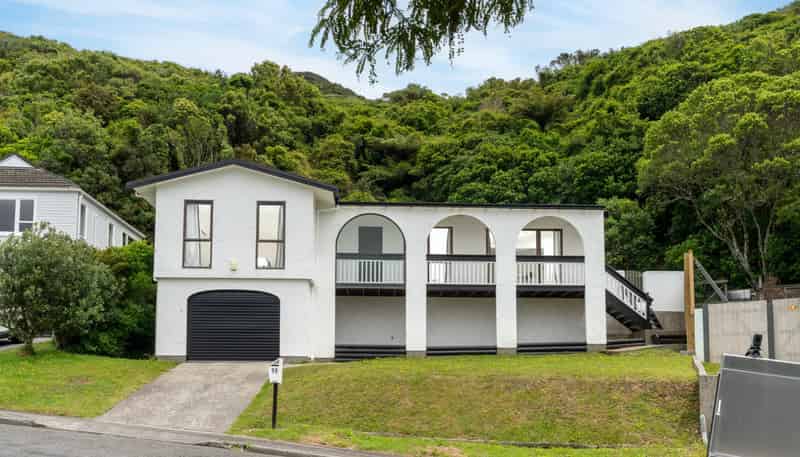 98 Allington Road, Karori
