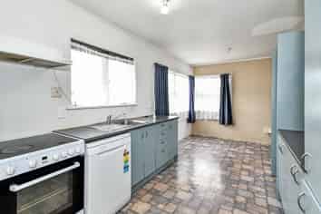 27 Royston Street, Rosehill