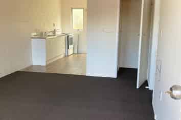 2/5a Kitchener Street, Claudelands