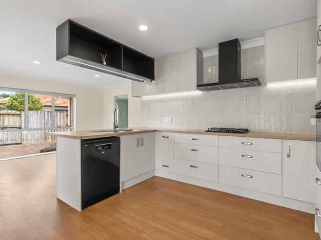 202 Gravatt Road, Papamoa