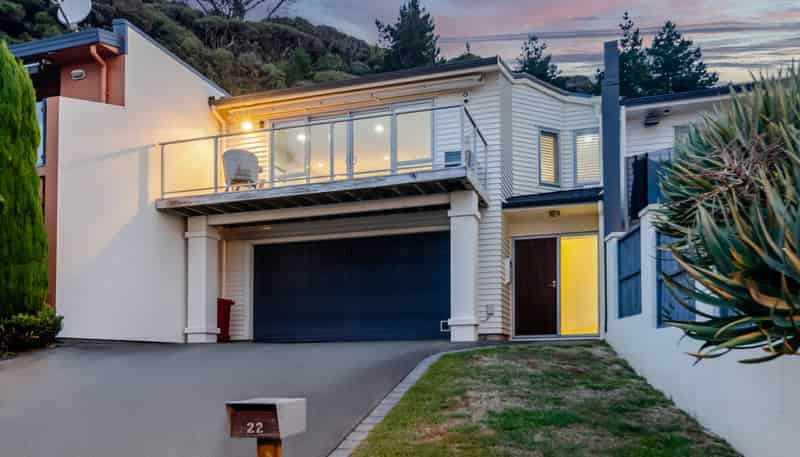 22 Paremata Drive, Paremata