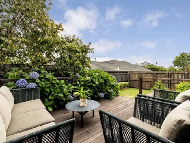 12 Chestnut Court, Havelock North