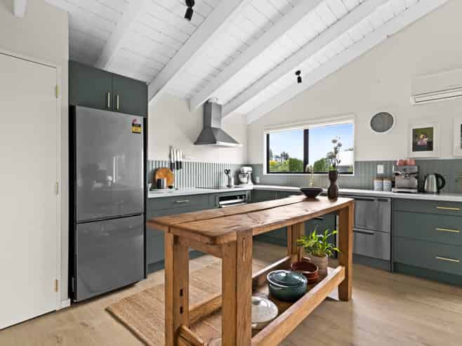 12 Chestnut Court, Havelock North