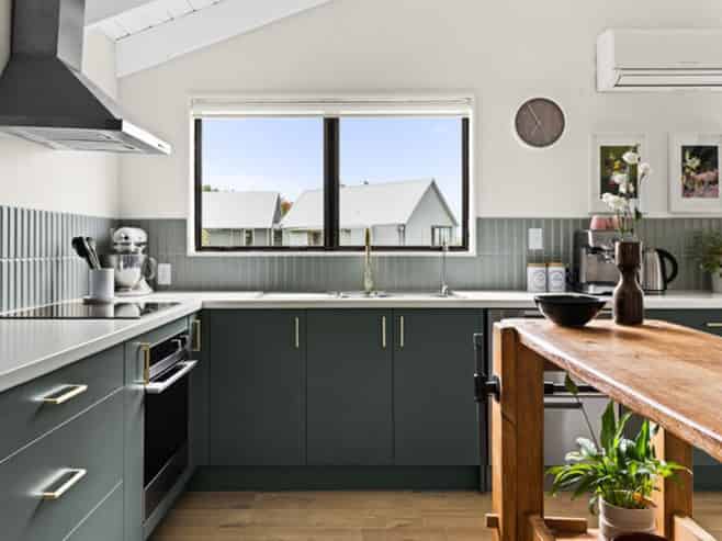 12 Chestnut Court, Havelock North