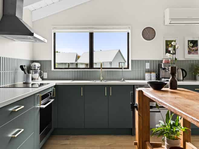 12 Chestnut Court, Havelock North