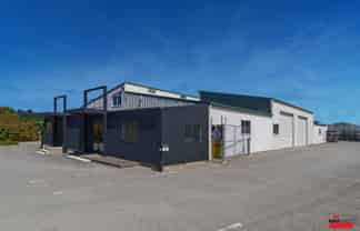 AFFORDABLE LARGE WAREHOUSE IN BRIGHTWATER
