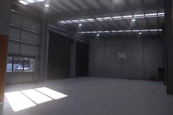 Warehouse, Office & Accomodation