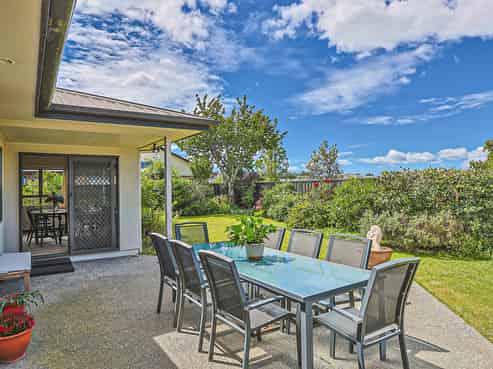 14 Pinotage Drive, Greenmeadows