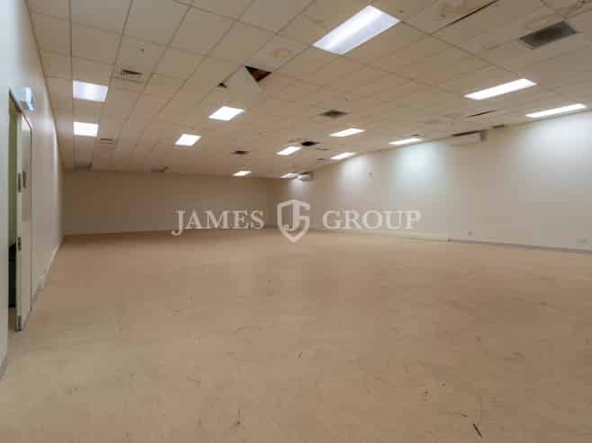 SPACIOUS LEVEL 4 OFFICE WITH LIFT ACCESS