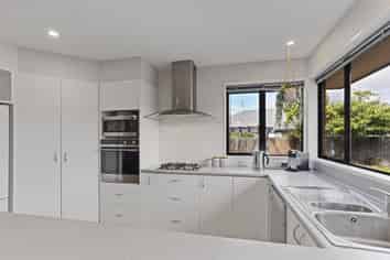 40 Panckhurst Drive, Woodend