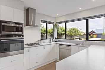 40 Panckhurst Drive, Woodend