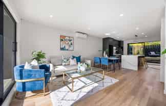 10E Prince Regent Drive, Half Moon Bay