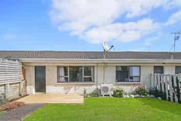 2/31 Bowater Place, Manurewa