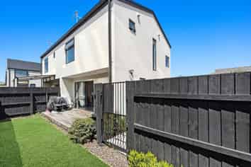 10B Chatham St, Addington