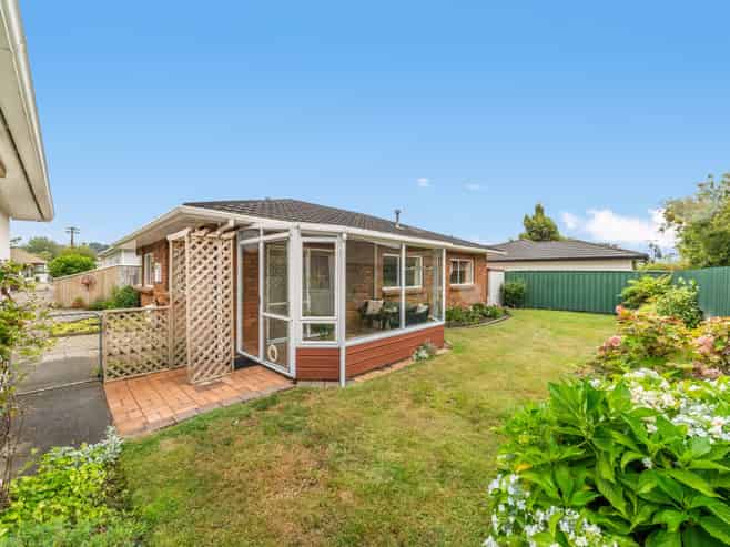 3a Oak Street, Ebdentown