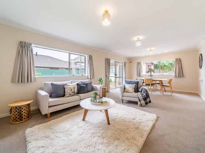 3a Oak Street, Ebdentown