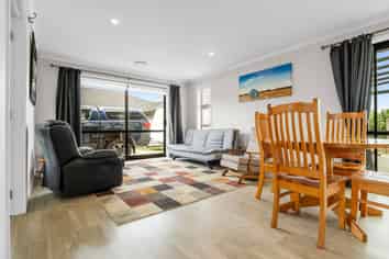 12 Costello Drive, Ngatea