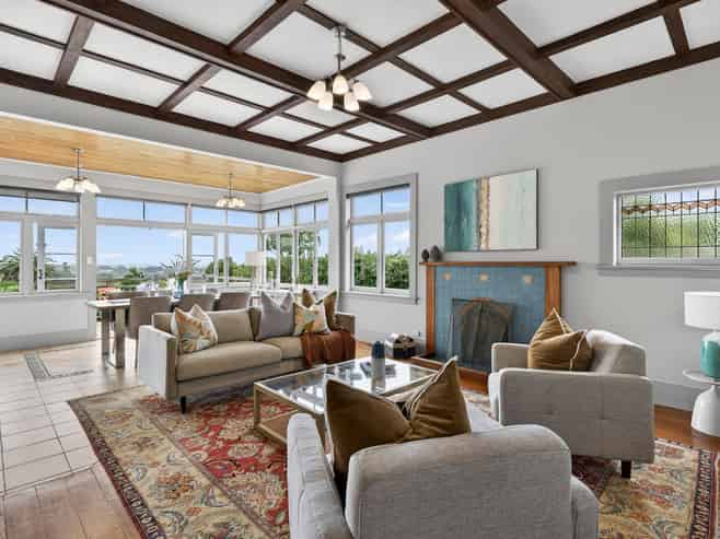 11 Bingley Avenue, Epsom