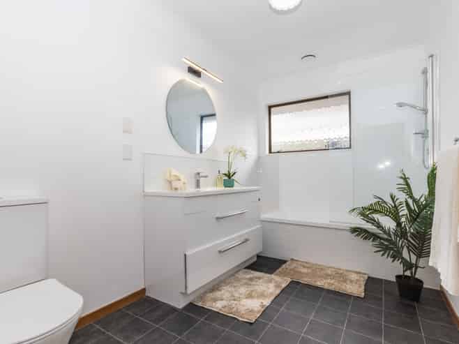 5 Airport Drive, Milson