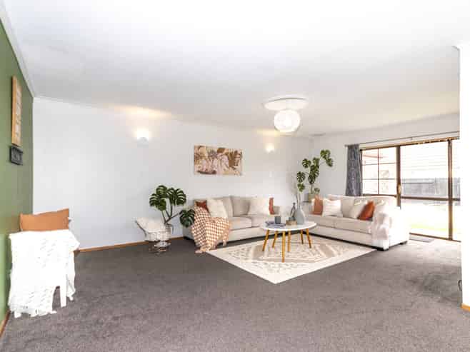 5 Airport Drive, Milson