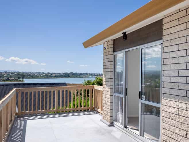 6 Harrisfield Drive, Hairini