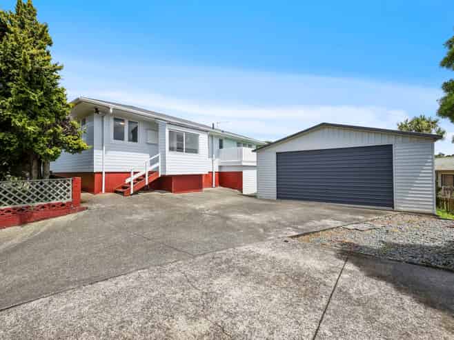 1/339 Wairau Road, Totara Vale